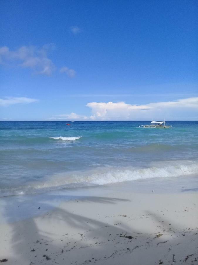 D & B Bluestar Beach Resort Panglao Εξωτερικό φωτογραφία