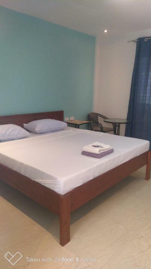 D & B Bluestar Beach Resort Panglao Εξωτερικό φωτογραφία